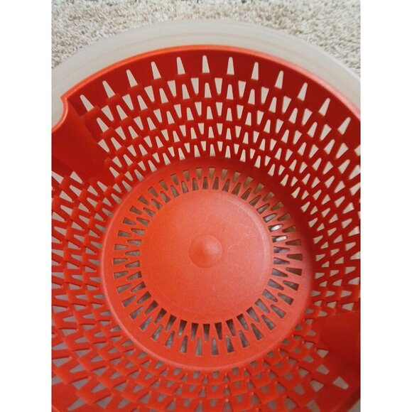 Tupperware Salad Spinner with storage lid and container great condition see pics - Picture 7 of 10
